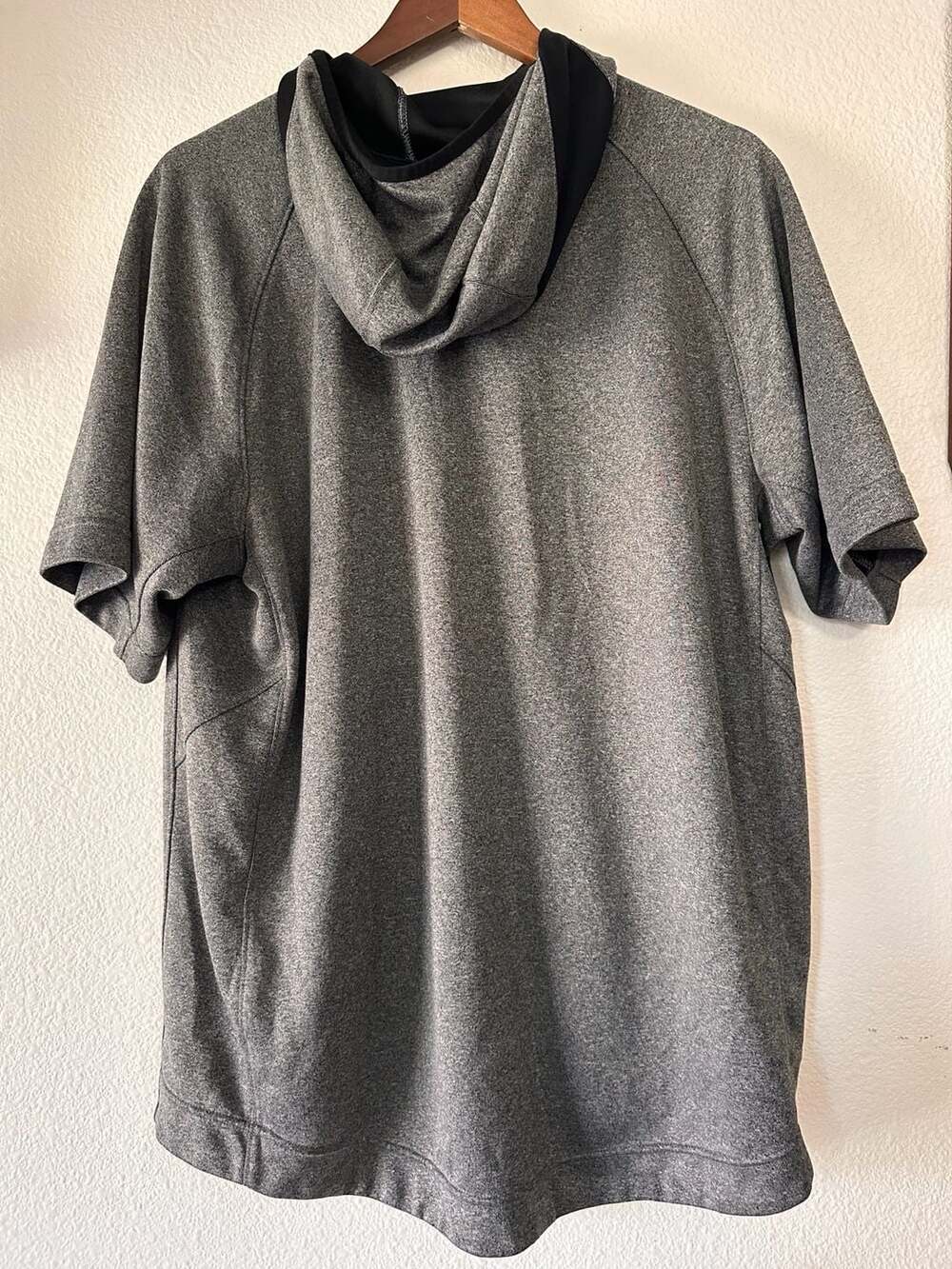 Nike Dri-FIT Spotlight Short Sleeve Hoodie Mens Size L Gray - Picture 4 of 7